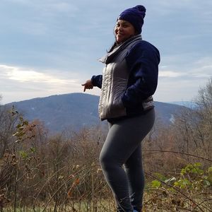 Meet your Posher, Tiffany